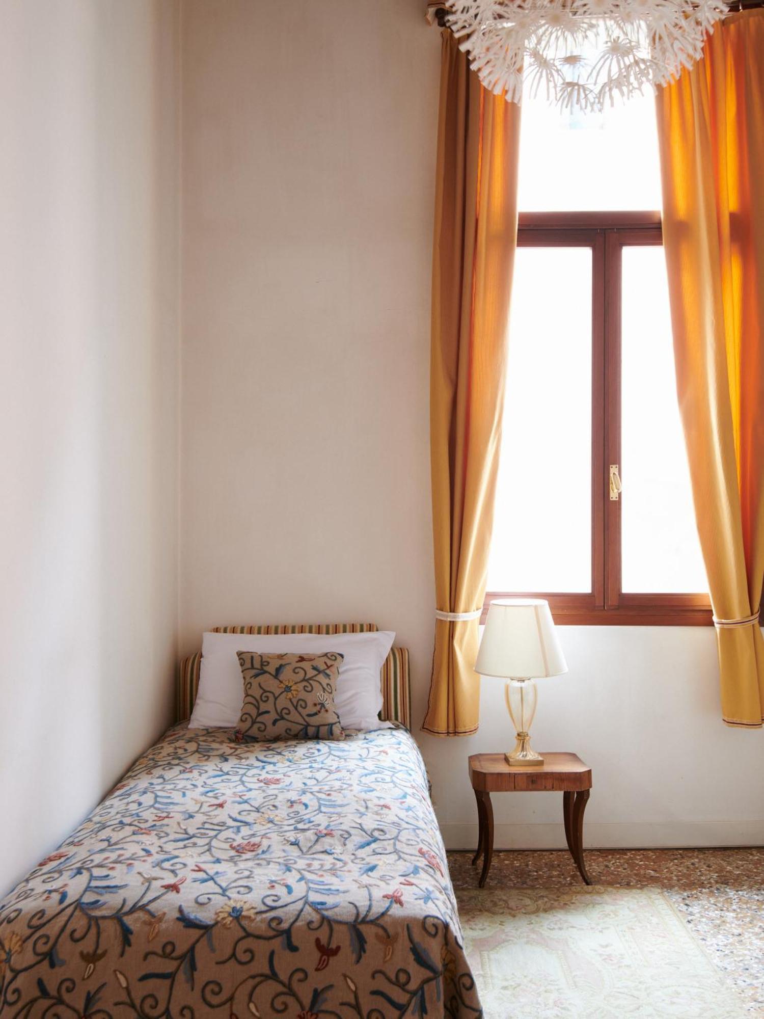 Palazzo Contarini Della Porta Di Ferro Aparthotel Velence Kültér fotó