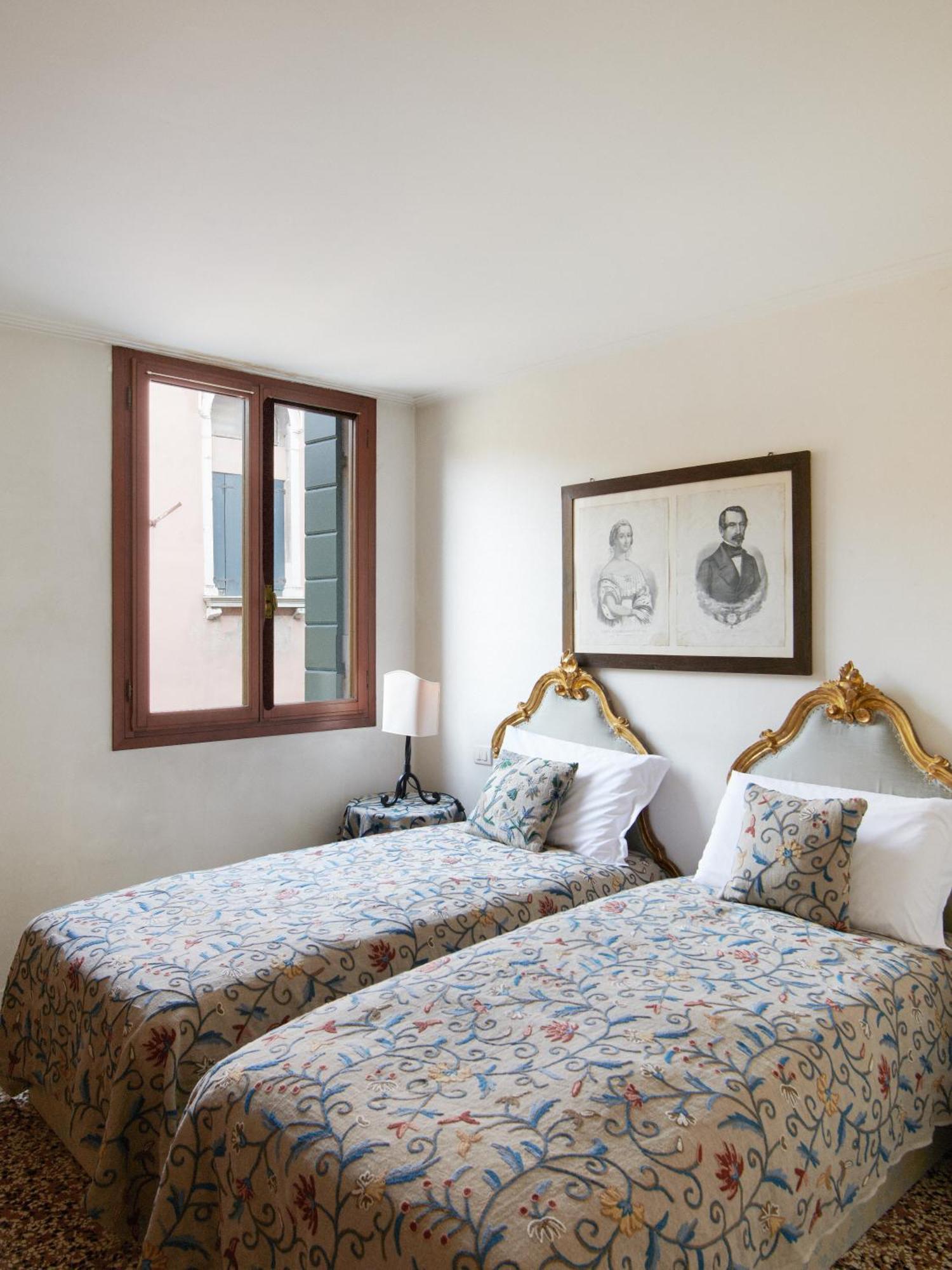 Palazzo Contarini Della Porta Di Ferro Aparthotel Velence Kültér fotó